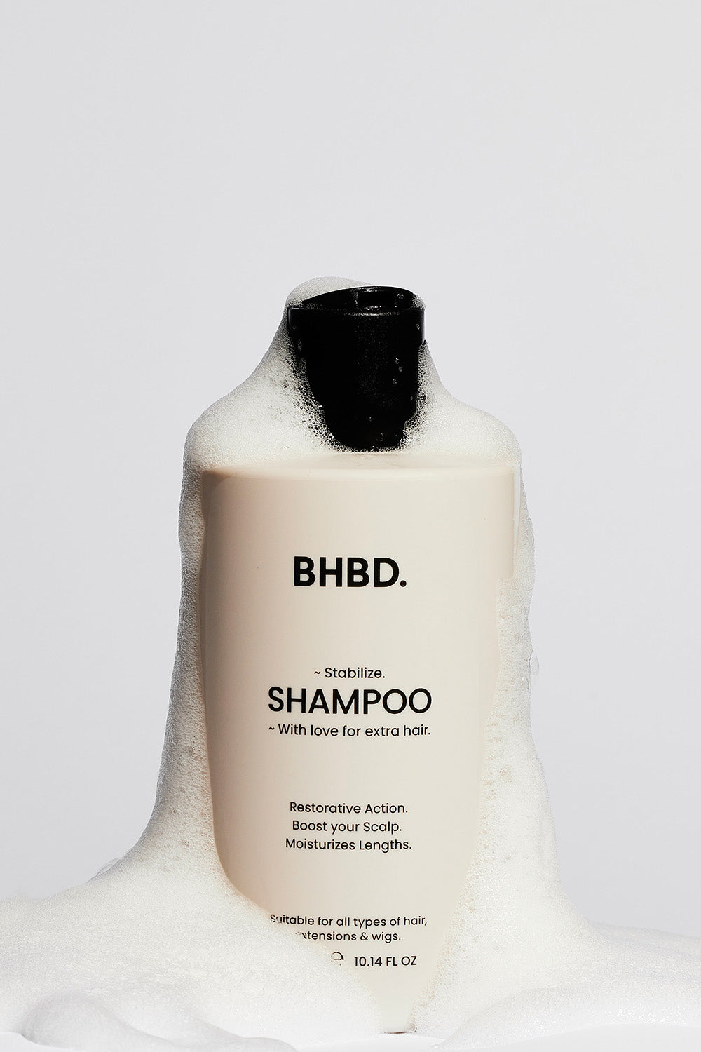 BHBD Shampoo 300ml – sulfate-free, vegan shampoo with sage extract and vitamin B5 for soft, shiny hair.